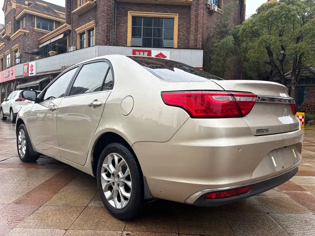 Geely Vision 2018 — фото 19