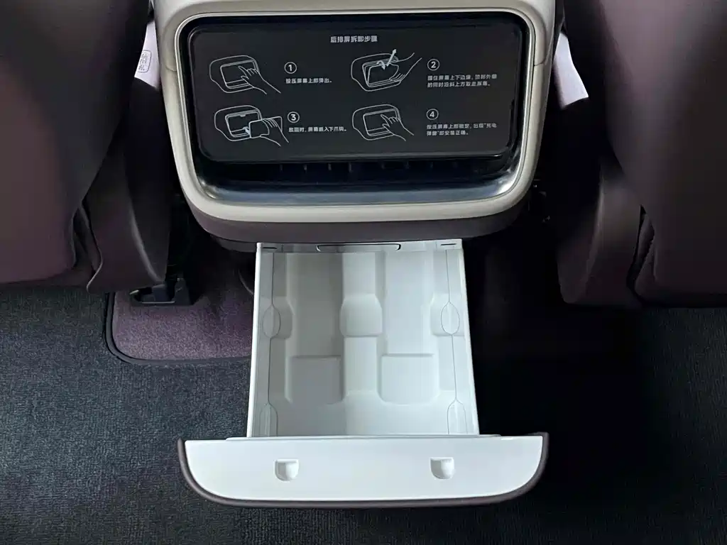 Xiaomi YU7 2025 — фото 14