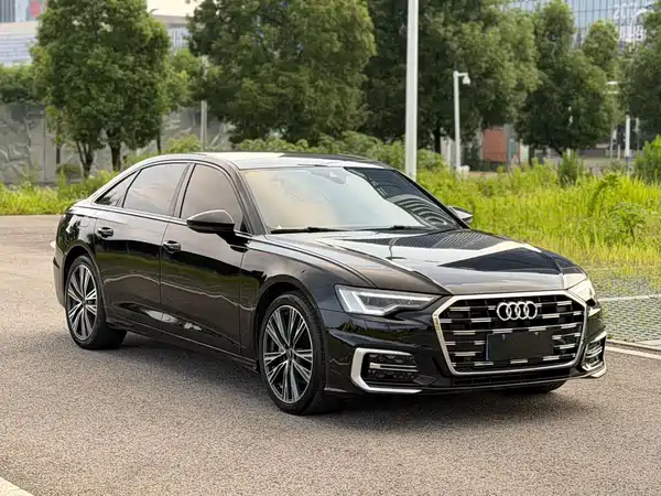 Audi A6L 2022