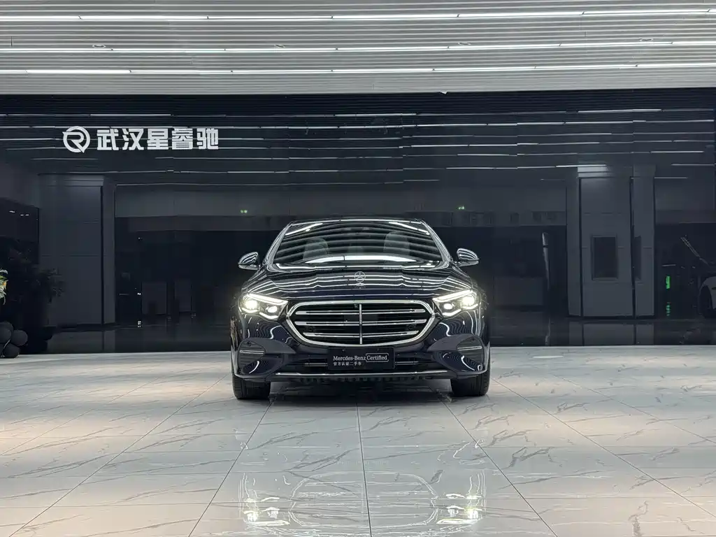 Mercedes-Benz E-Class 2023