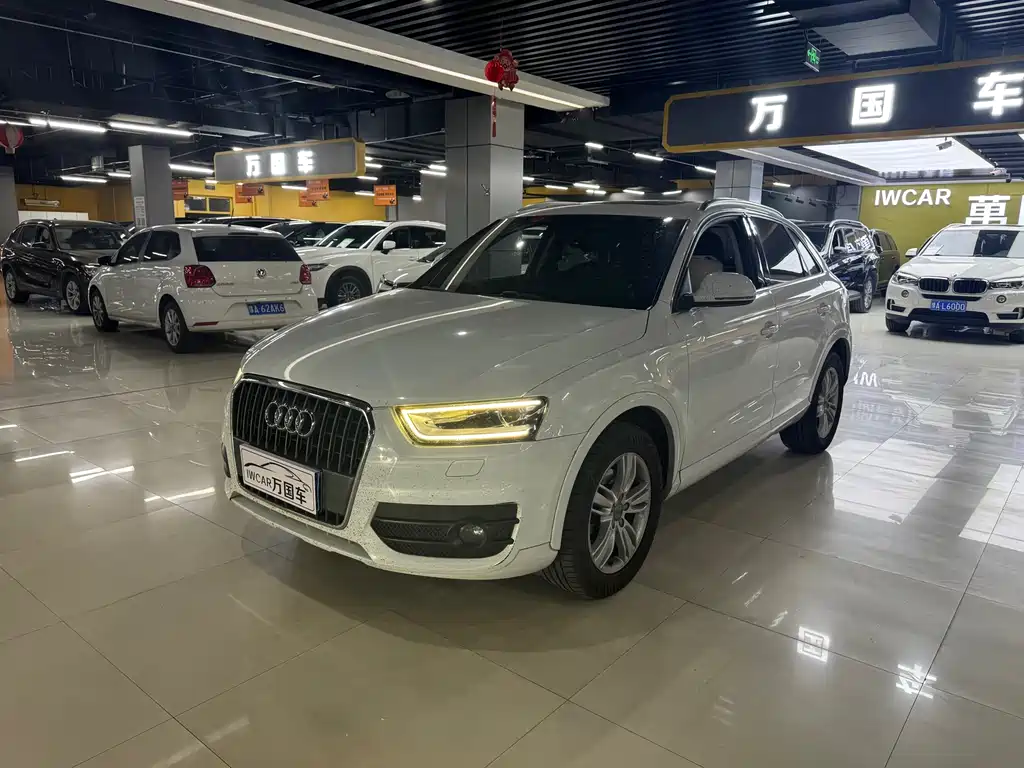 Audi Q3 2015 — фото 2