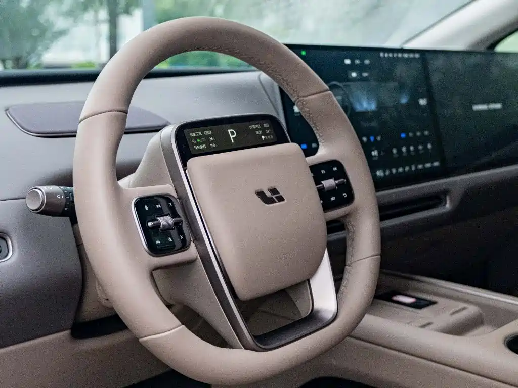 Li Auto i8 2026 — фото 18