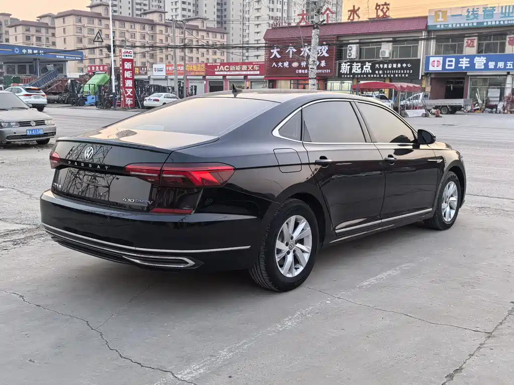 Volkswagen Passat PHEV 2020 — фото 4
