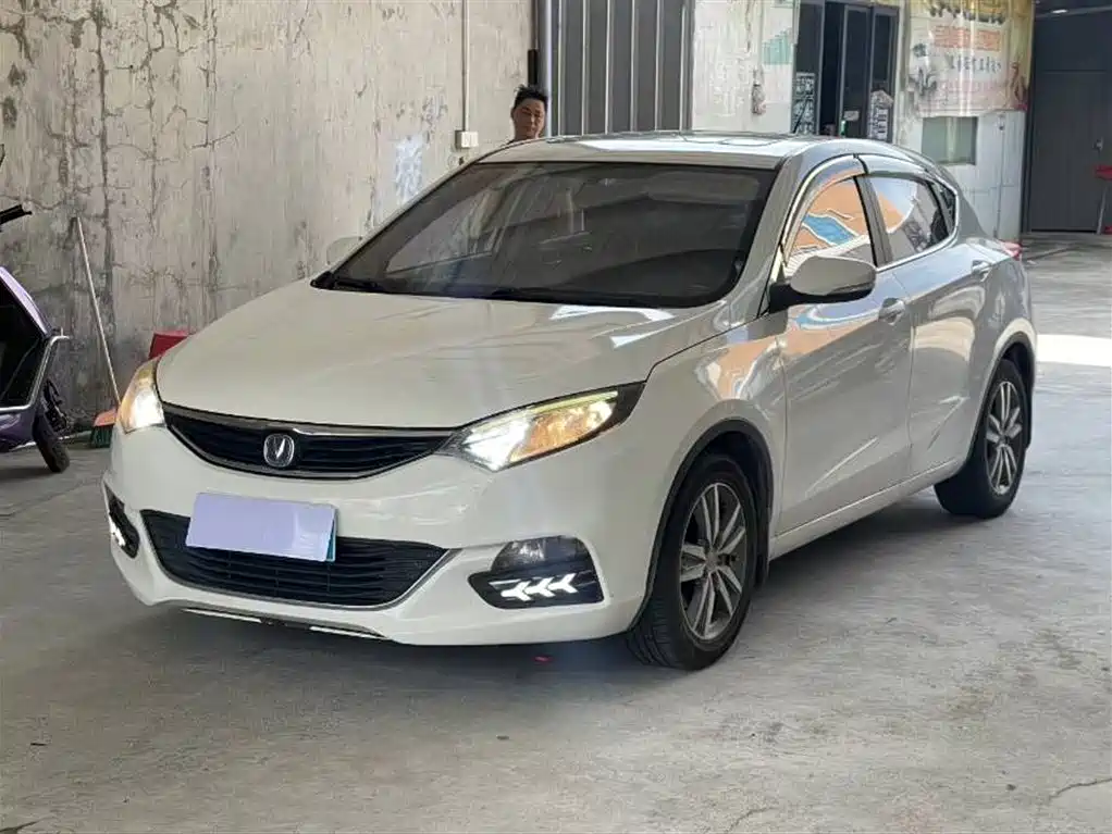 Changan Eado XT 2015