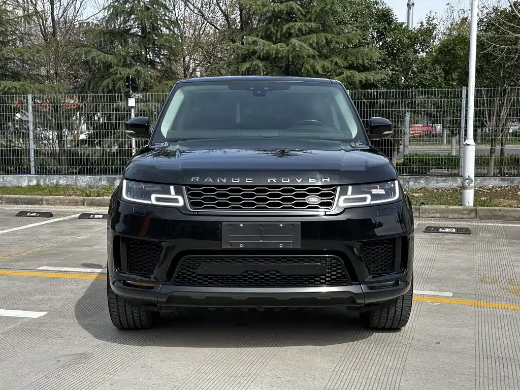 Land Rover Sport 2019 — фото 2