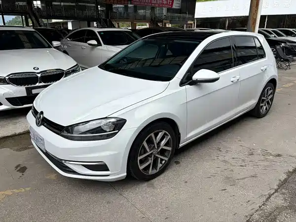 Volkswagen Golf 2020