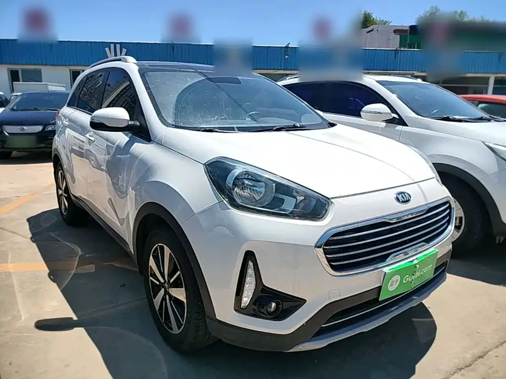 Kia KX3 Proud Running 2017