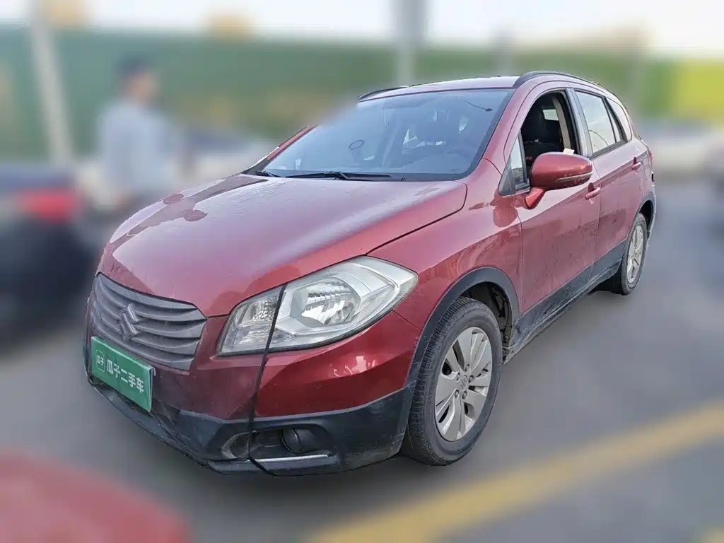 Suzuki S-Cross 2015