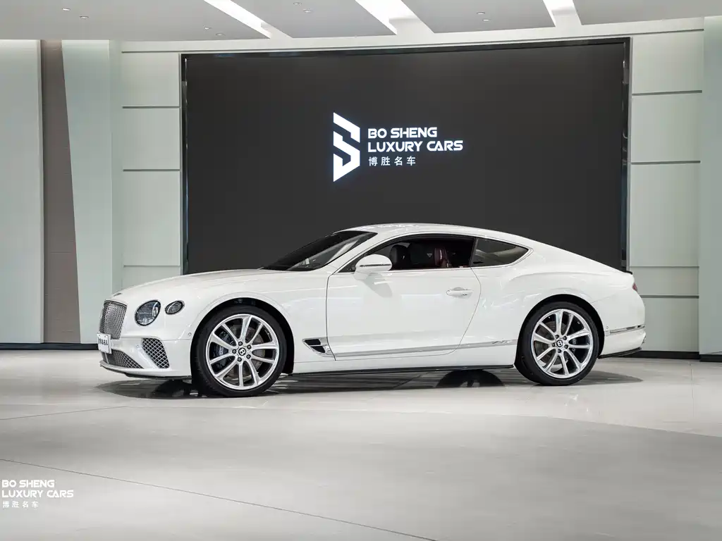 Bentley Continental 2020 — фото 35