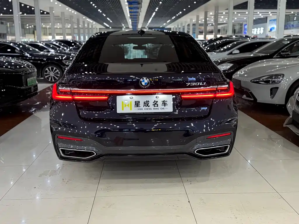 BMW 7 Series 2021 — фото 15