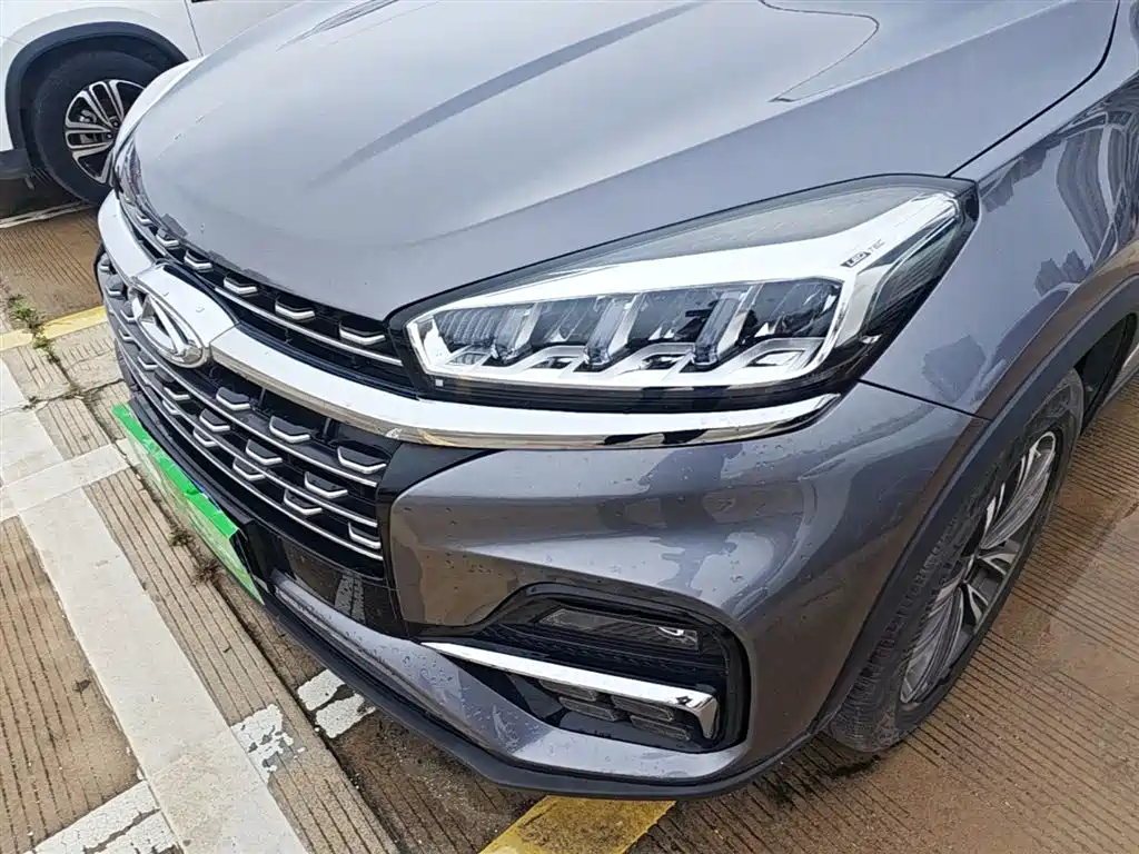 Chery Tiggo 8 2022 — фото 24