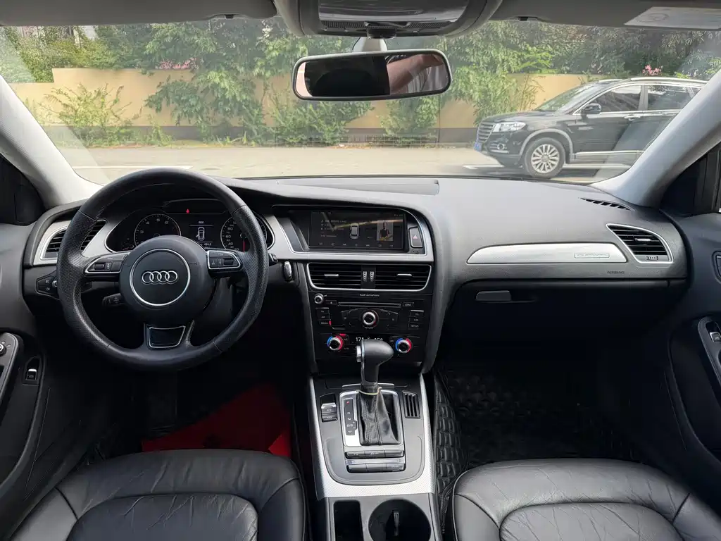 Audi A4L 2015 — фото 5