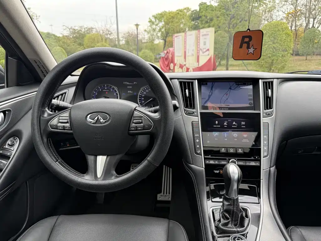 Infiniti Q50L 2016 — фото 7