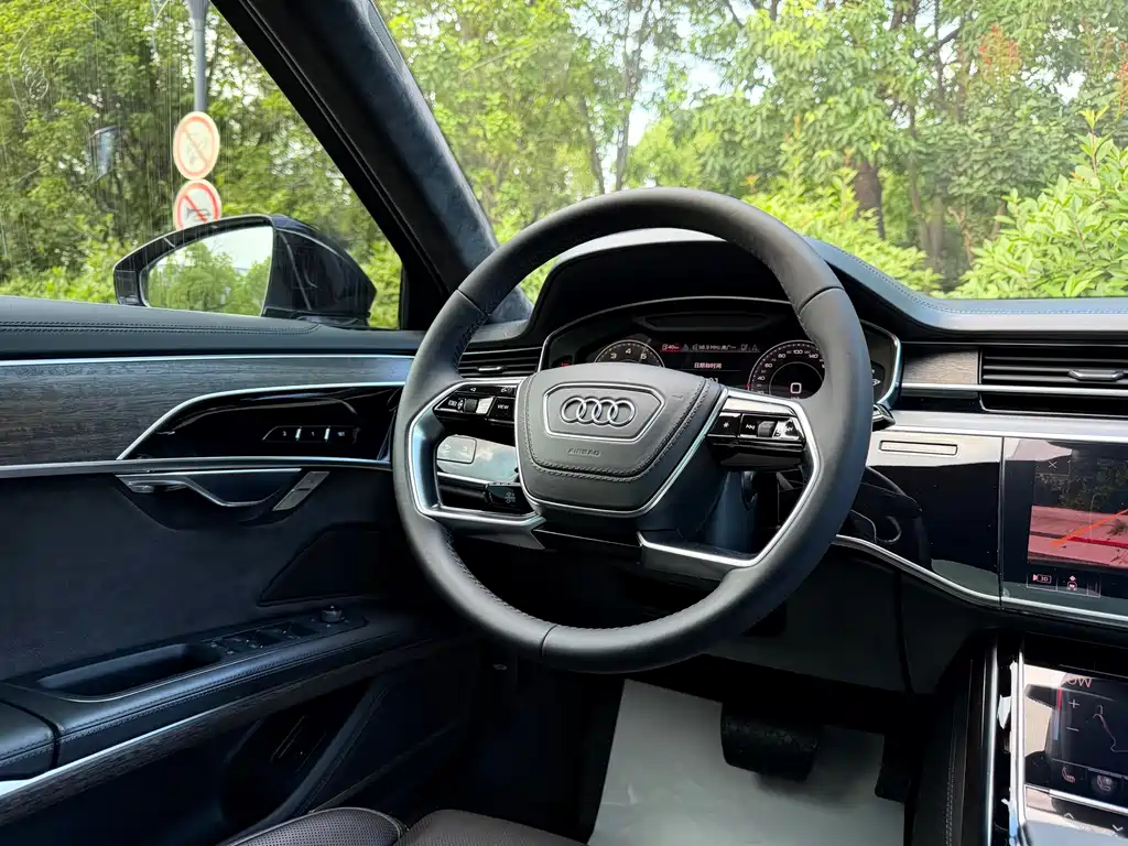 Audi A8 2020 — фото 13