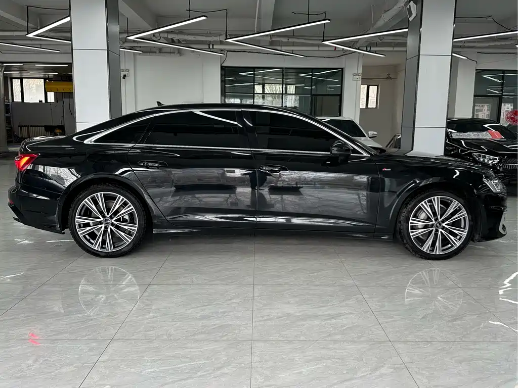 Audi A6L 2024 — фото 2