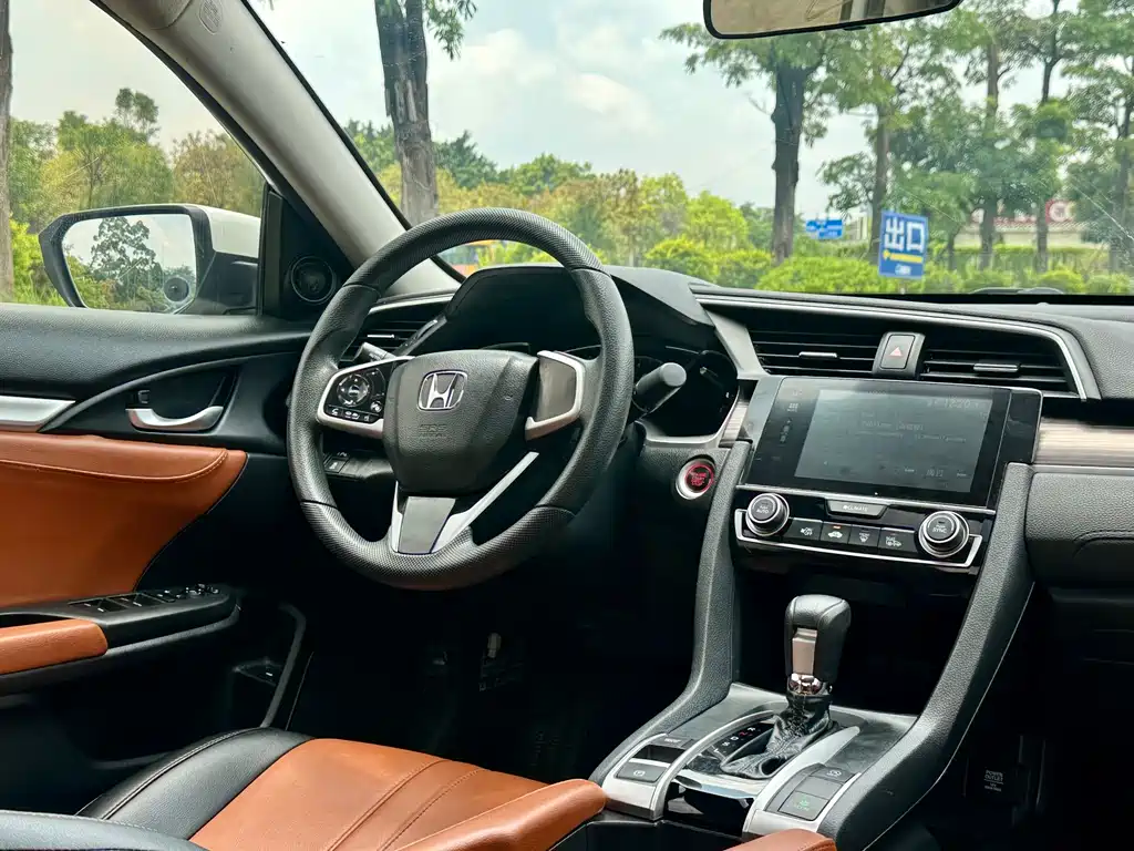 Honda Civic 2020 — фото 14