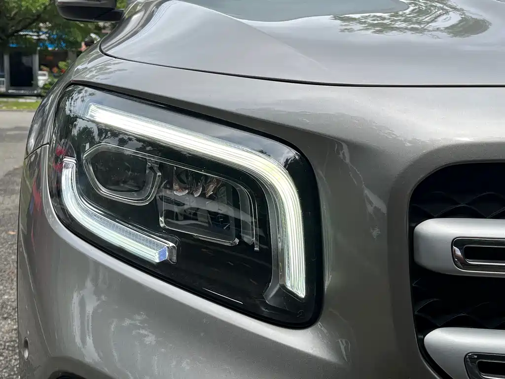 Mercedes-Benz GLB 2020