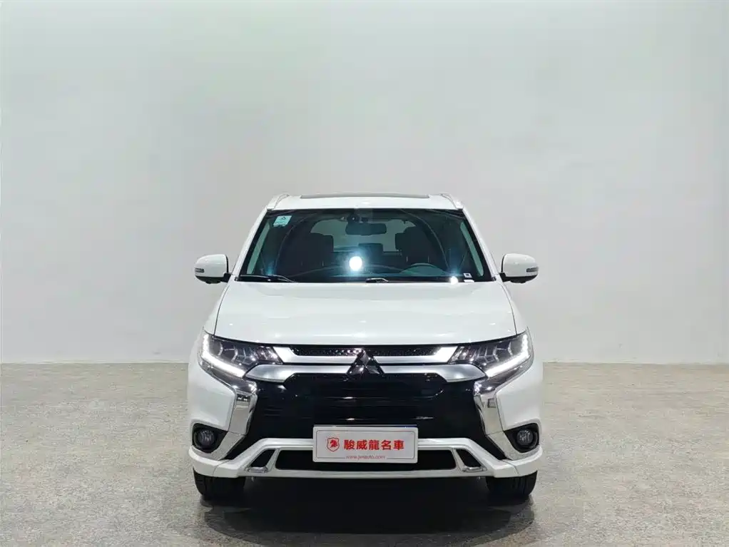 Mitsubishi Outlander 2022