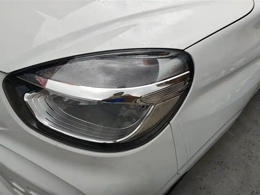 Roewe Clever 2022 — фото 5