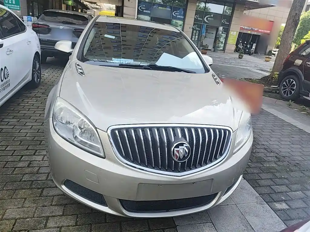 Buick Excelle 2015 — фото 3