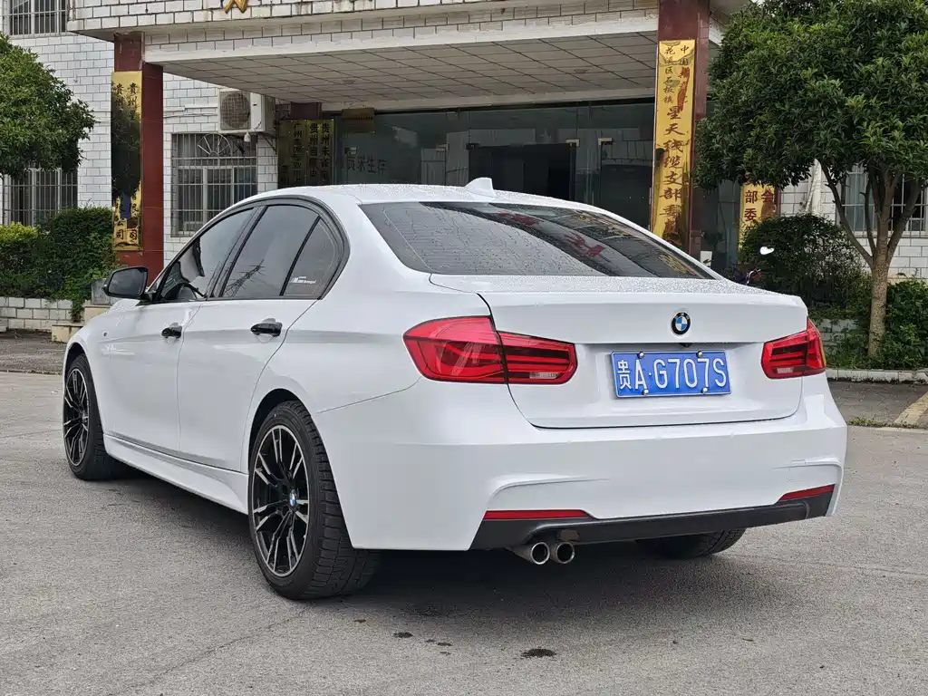 BMW 3 Series 2016 — фото 11