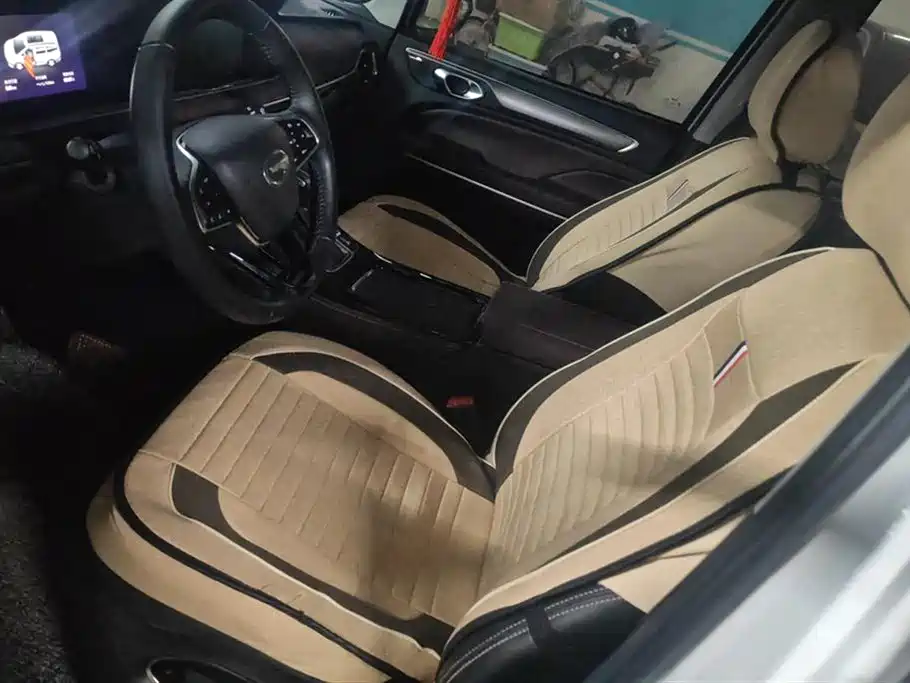 GAC Motor Trumpchi M6 2023 — фото 9