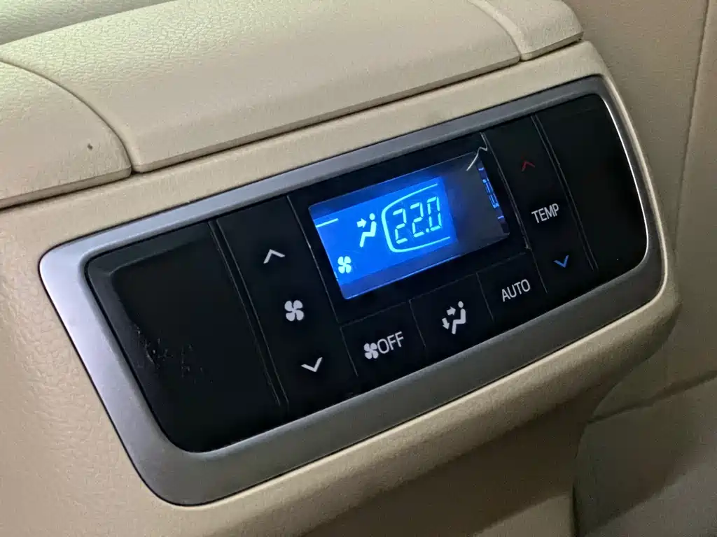Toyota Highlander 2016 — фото 15