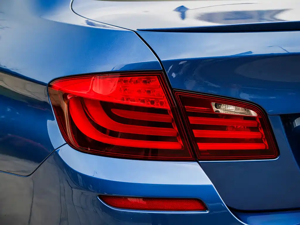 BMW M5 2012 — фото 57