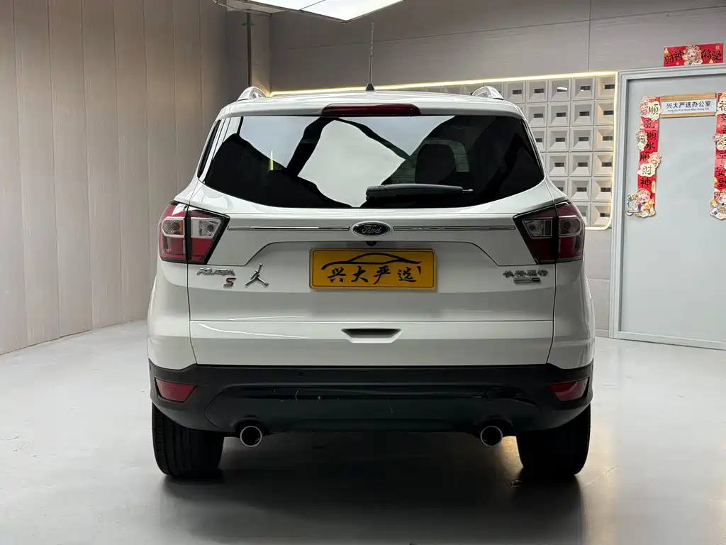 Ford Kuga 2017 — фото 21
