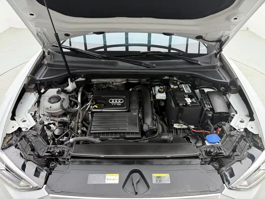 Audi Q3 2023 — фото 17