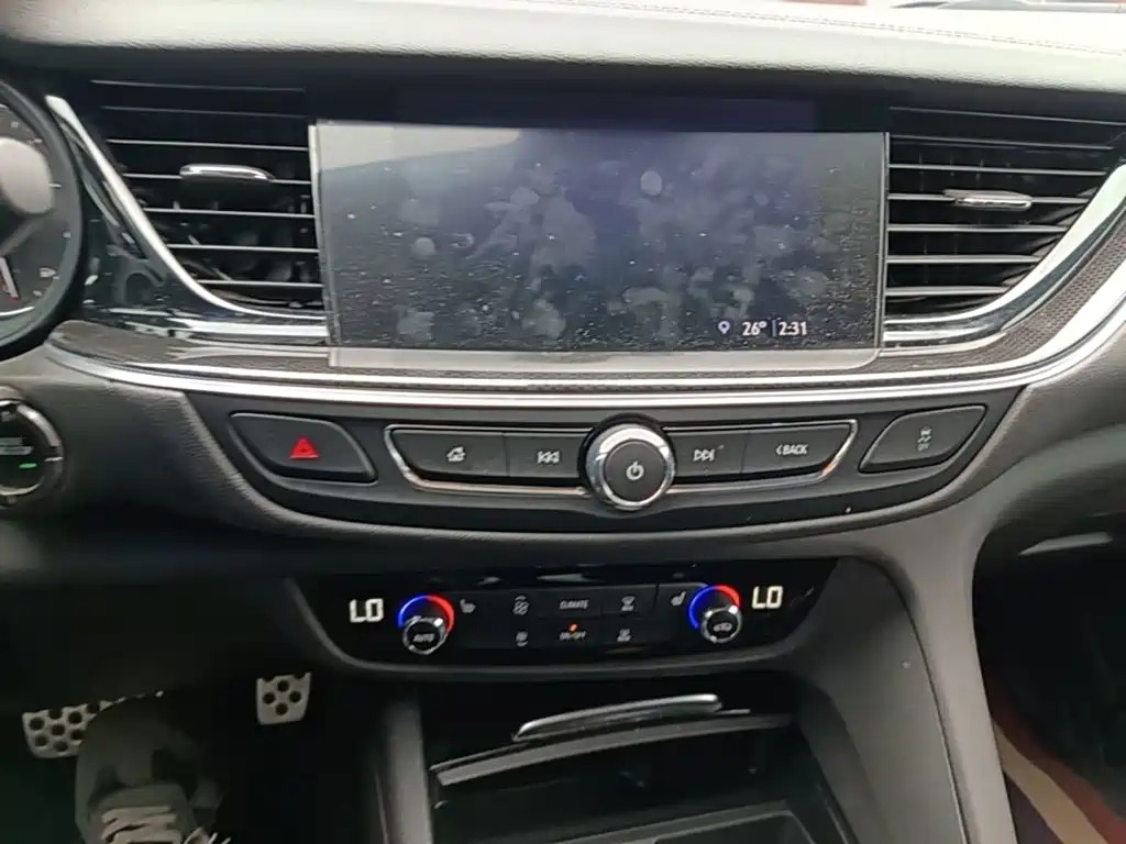 Buick Regal 2020 — фото 13