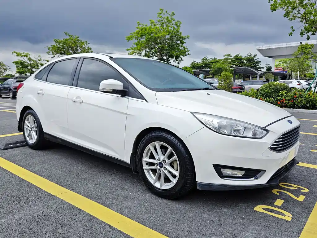 Ford Focus 2017 — фото 3