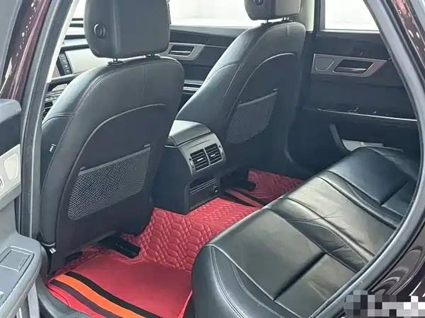 Jaguar XFL 2017