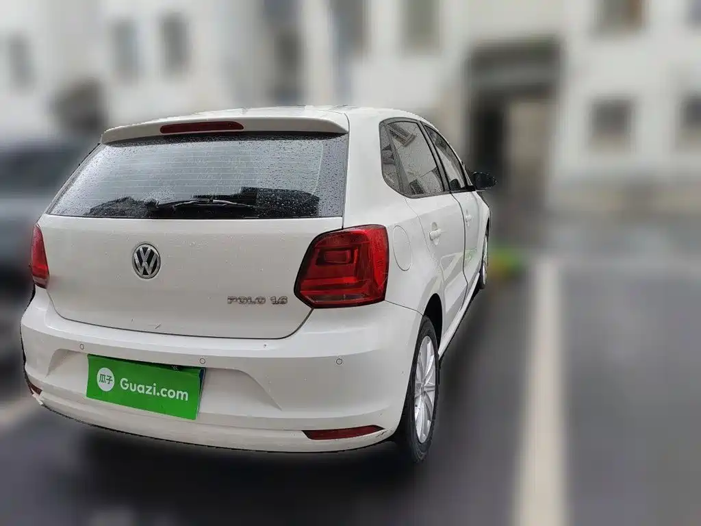 Volkswagen Polo 2015