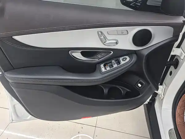 Mercedes-Benz GLC 2020
