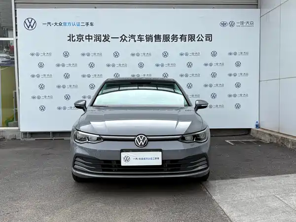 Volkswagen Golf 2023