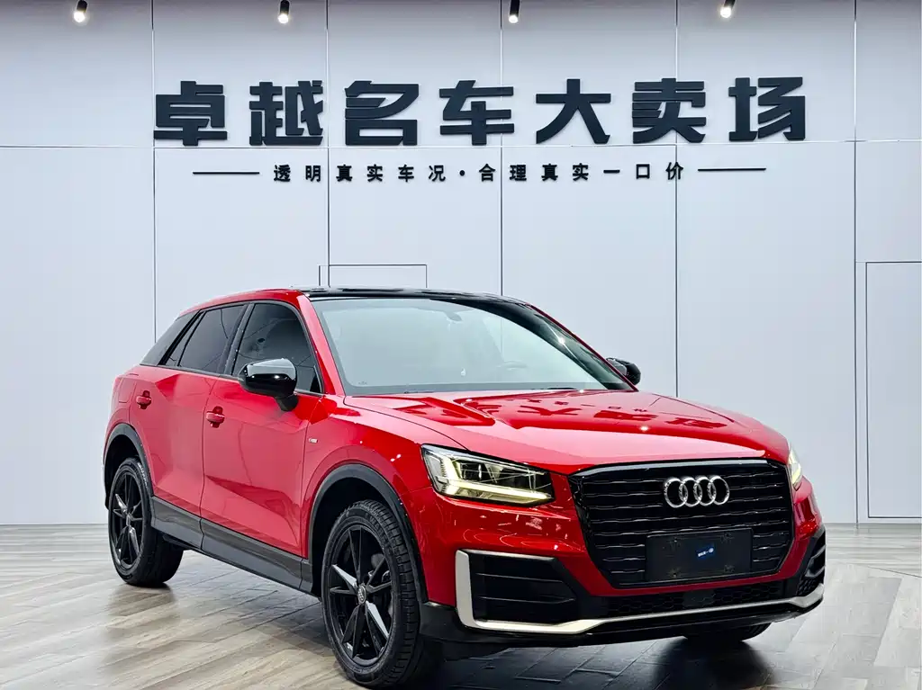 Audi Q2L 2019 — фото 3