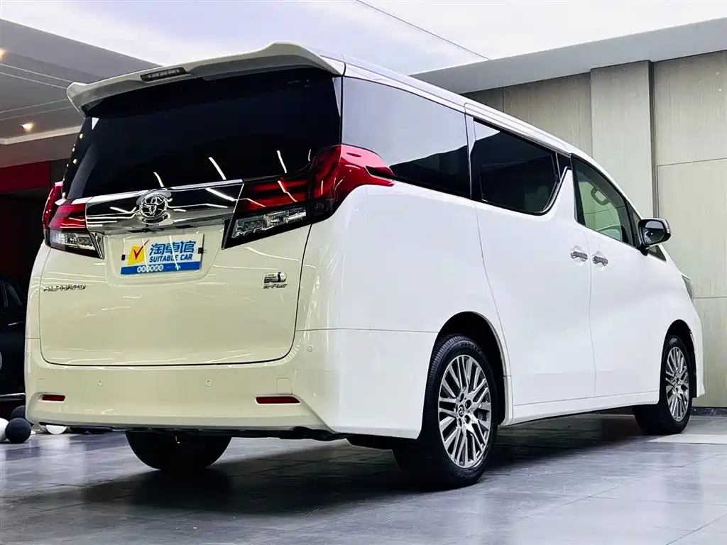 Toyota Alphard 2017