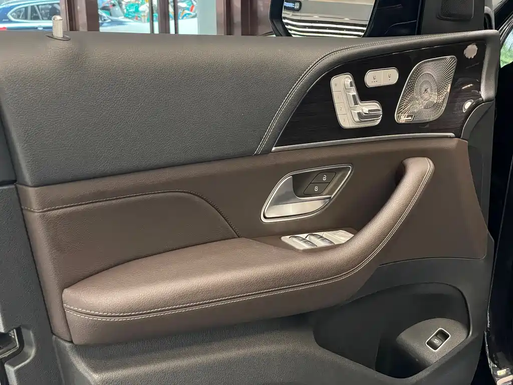 Mercedes-Benz GLS 2023 — фото 22