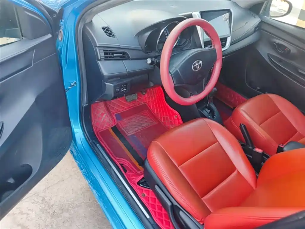 Toyota Yaris L 2018 — фото 16