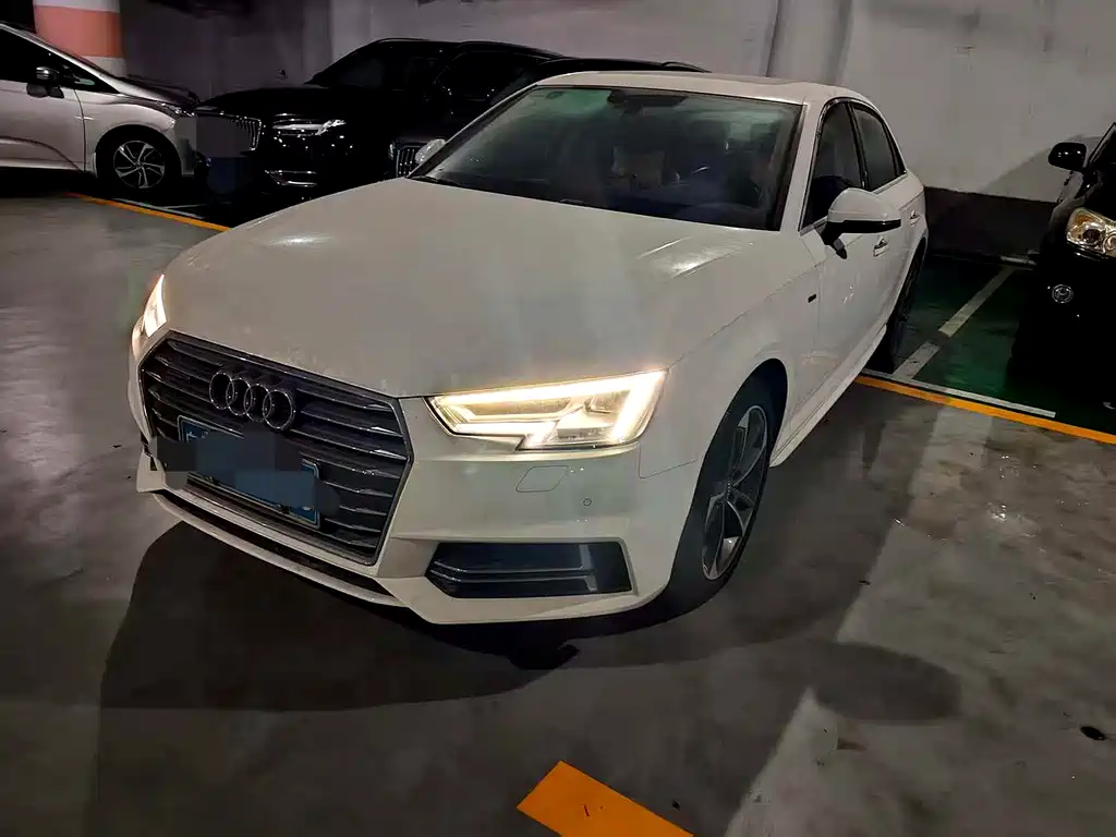Audi A4L 2017