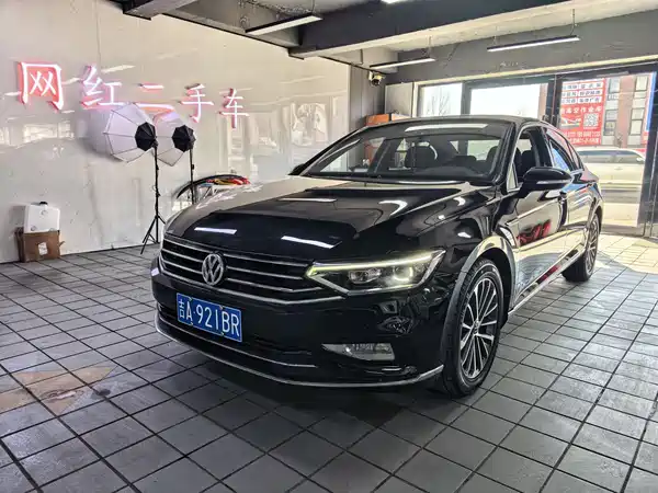 Volkswagen Magotan 2021