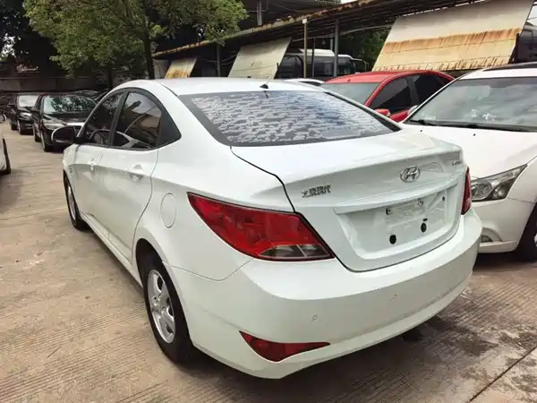 Hyundai Accent 2016