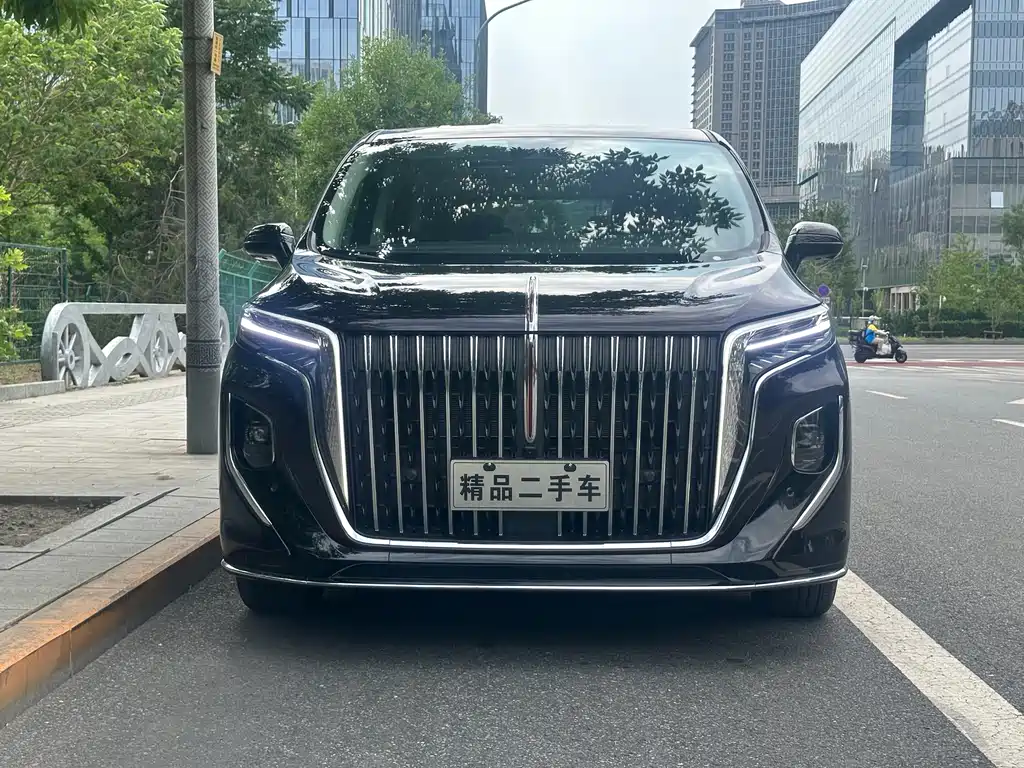 Hongqi HQ9 PHEV 2026 — фото 2