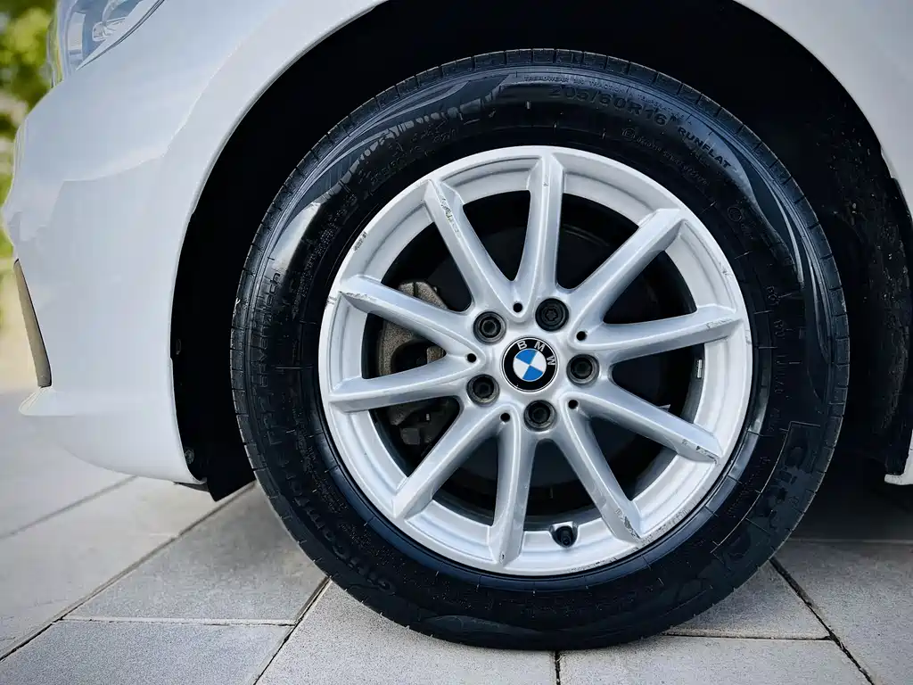 BMW 2 Series Active Tourer 2018 — фото 19