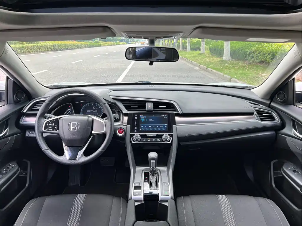 Honda Civic 2022 — фото 10