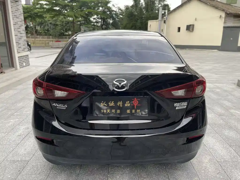 Mazda 3 Axela 2016 — фото 4
