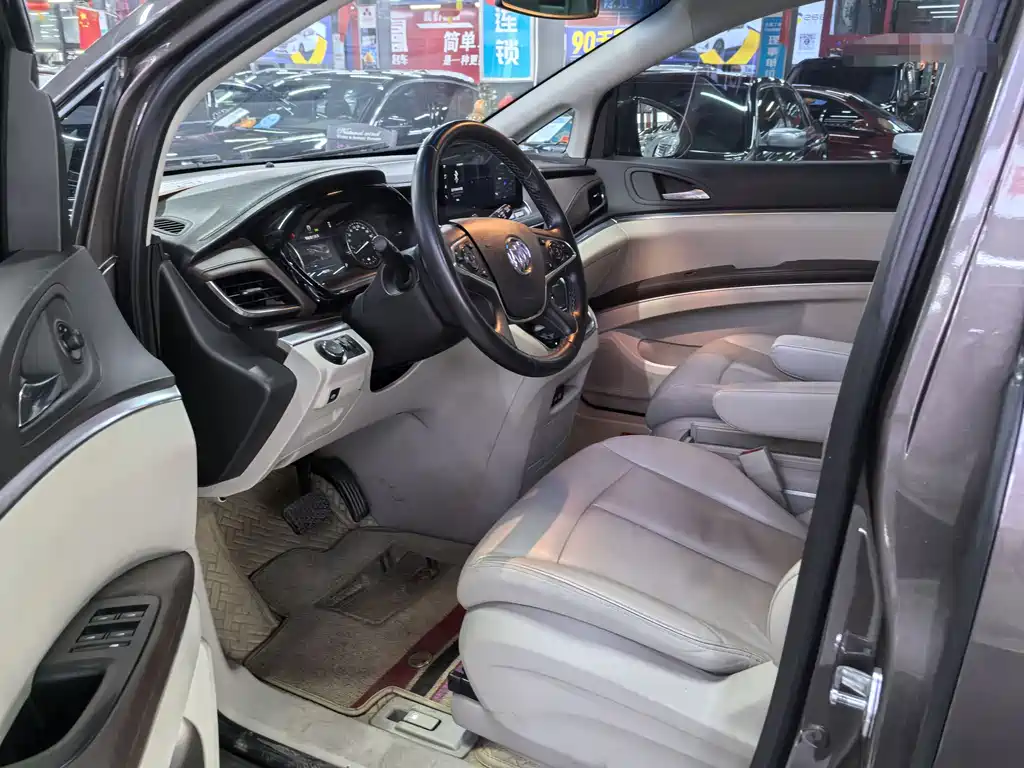 Buick GL8 2023