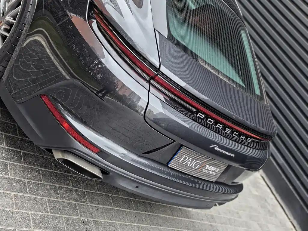 Porsche Panamera 2025 — фото 18