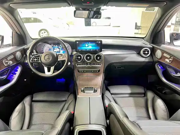 Mercedes-Benz GLC 2021